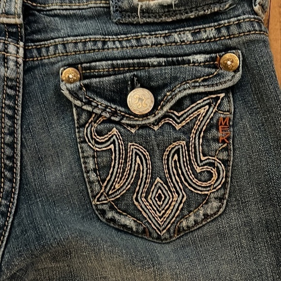 MEK distressed jeans , size 28/32, missing back pocket button - Picture 7 of 9